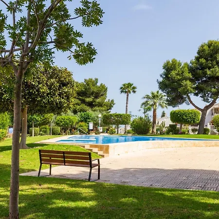 The Sun - Pool And Relax Apartment